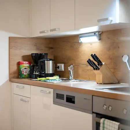 Frauenschuh דירה שלאדמינג